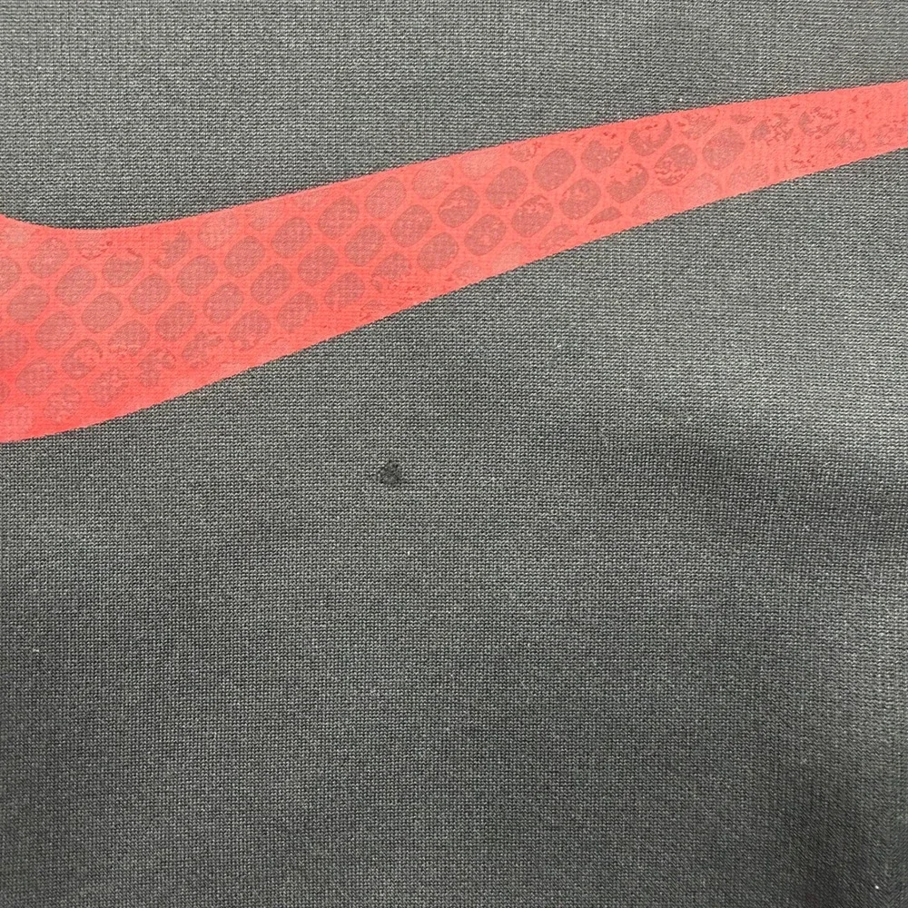 Kids Nike Therma Fit Hoodie Black Red‎ Logo Activewear Size XS